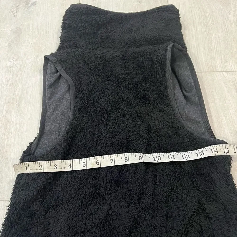 Ivivva by Lululemon girl's reversible fuzzy vest size 12